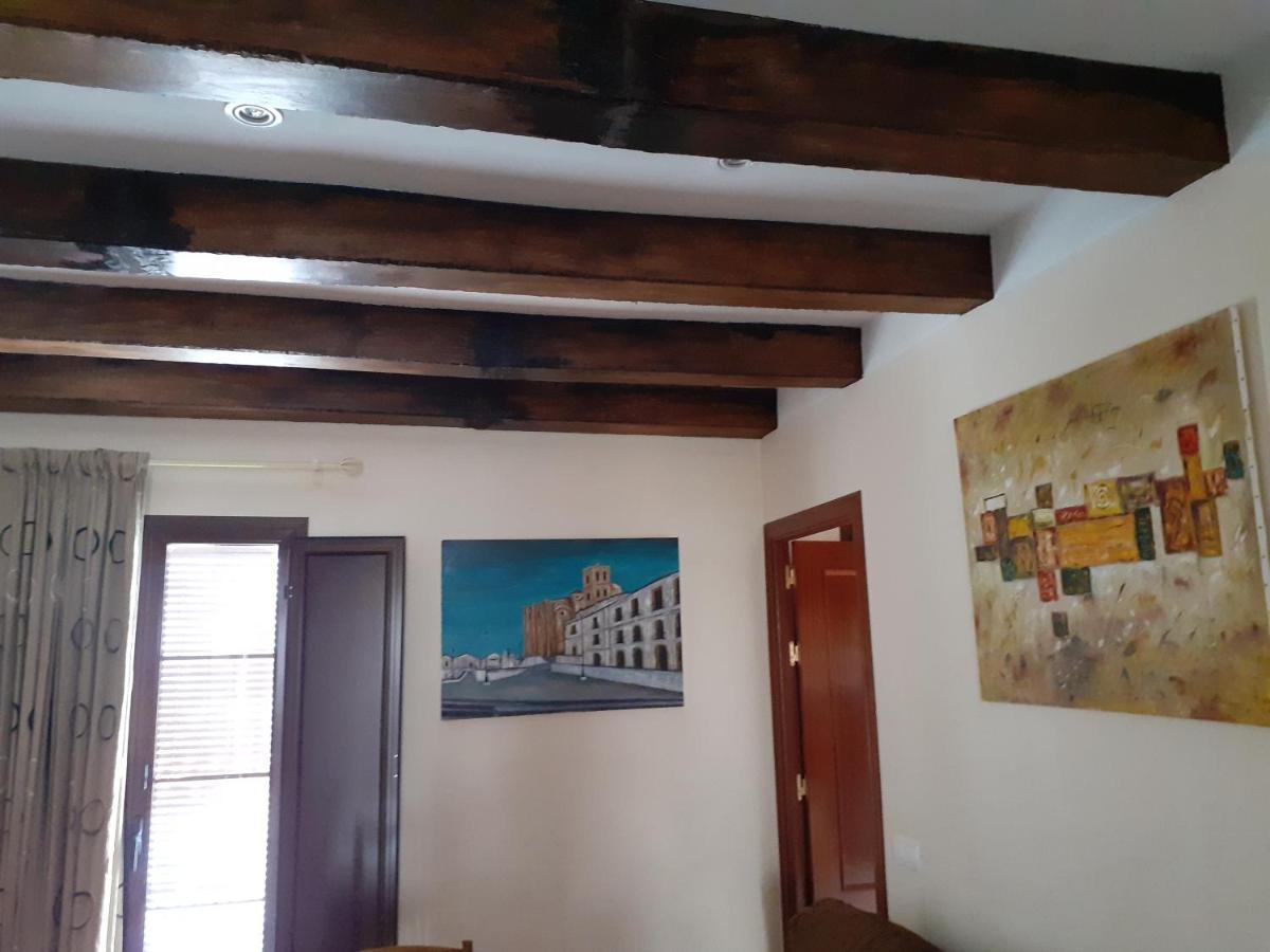 קזאיה דה לה סיירה Apartamento Callentum מראה חיצוני תמונה
